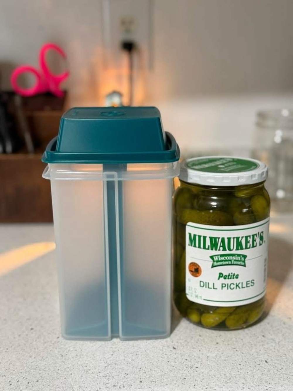 Pick a deli container sold out online NEW